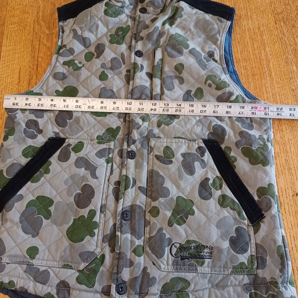 NWOT! Crooks Arms Co. Camo lined Vest - Many logos and patches (5231) - Picture 8 of 9